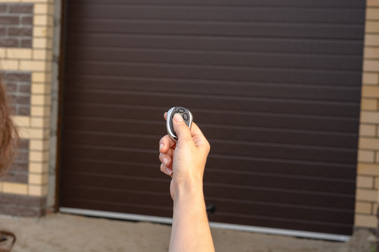 Choisir et dupliquer une de porte de garage — free download